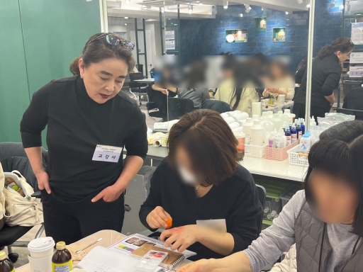 뷰티산업연구소-[이.미용서비스] 미디어 메이크업_윤정민 교수님_2023.4.8(토)_2023.4.9(일)-50286278001.jpg