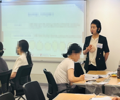 [꾸미기]뷰티산업연구소-[1일차_살롱업스타일_박경숙교수님_0701(토)]-52264580491.jpg