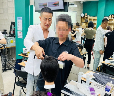 [꾸미기]뷰티산업연구소-[2일차_바버트렌드스타일_김경민_0702]-52288557848.jpg