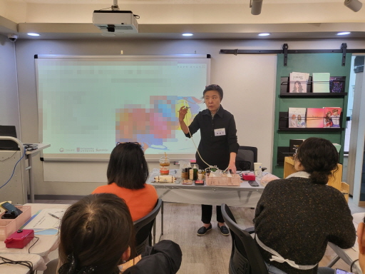 [꾸미기]뷰티산업연구소-2일차_에어브러시 메이크업_10월 8일_윤지민-54472859917.jpg