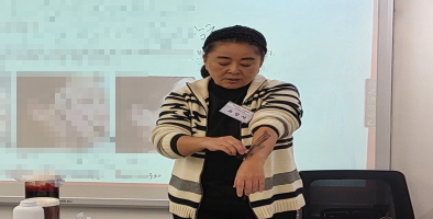 [꾸미기]뷰티산업연구소-2일차_미디어메이크업_12월 10일_윤정민-55993928511.jpg