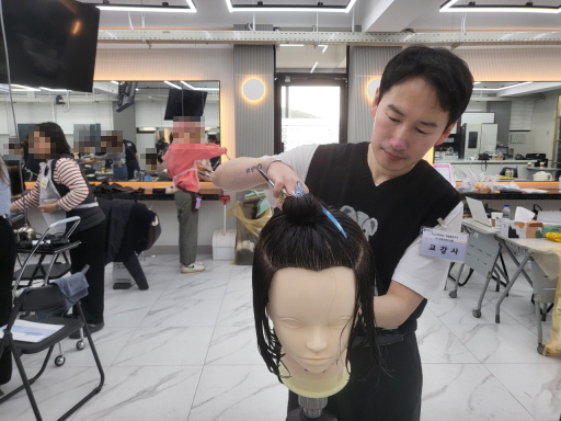 [꾸미기]뷰티산업연구소-부산_쇼트헤어커트_11월26일_박상규원장-55663650167.jpg