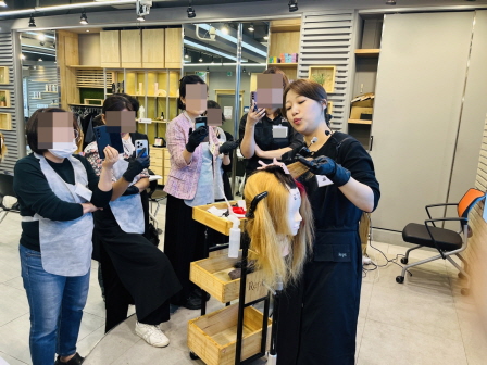 꾸미기_2024뷰산연-2일차_살롱트렌드헤어컬러중급_10월13일_박유리-63566361620.jpg