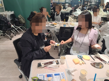[꾸미기]뷰산연업무밴드-1일차_캐릭터별노인분장PBL과정_0822_윤정민-80185885388.jpg
