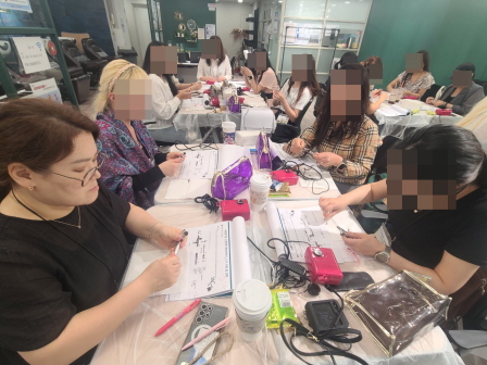 [꾸미기]뷰산연업무밴드-AI활용기반-스킨아트 에어브러시_8월30일_윤정민-80370984809.jpg
